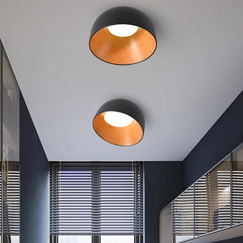Quarto lâmpada lâmpada do teto criativo inclinado de teto, sala de lâmpada personalidade minimalista grão de madeira de estudo proprietário quarto lâmpada
